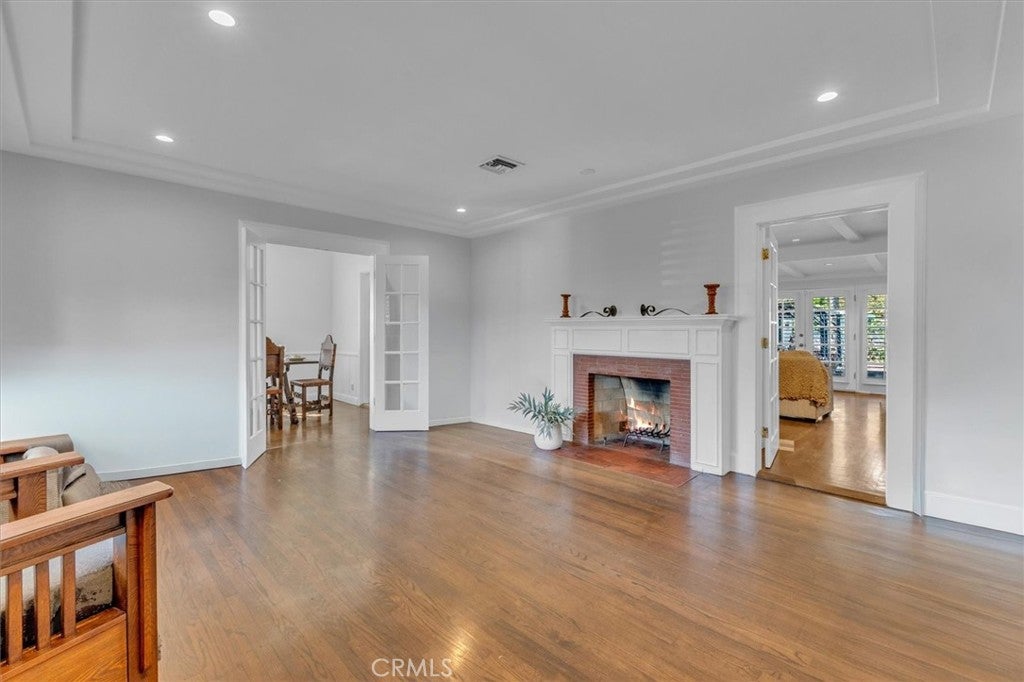 5531 Carpenter Ave