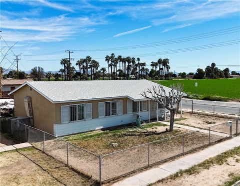 Photo of 490 S 4th St, Blythe, CA 92225 (MLS # OC26044385)