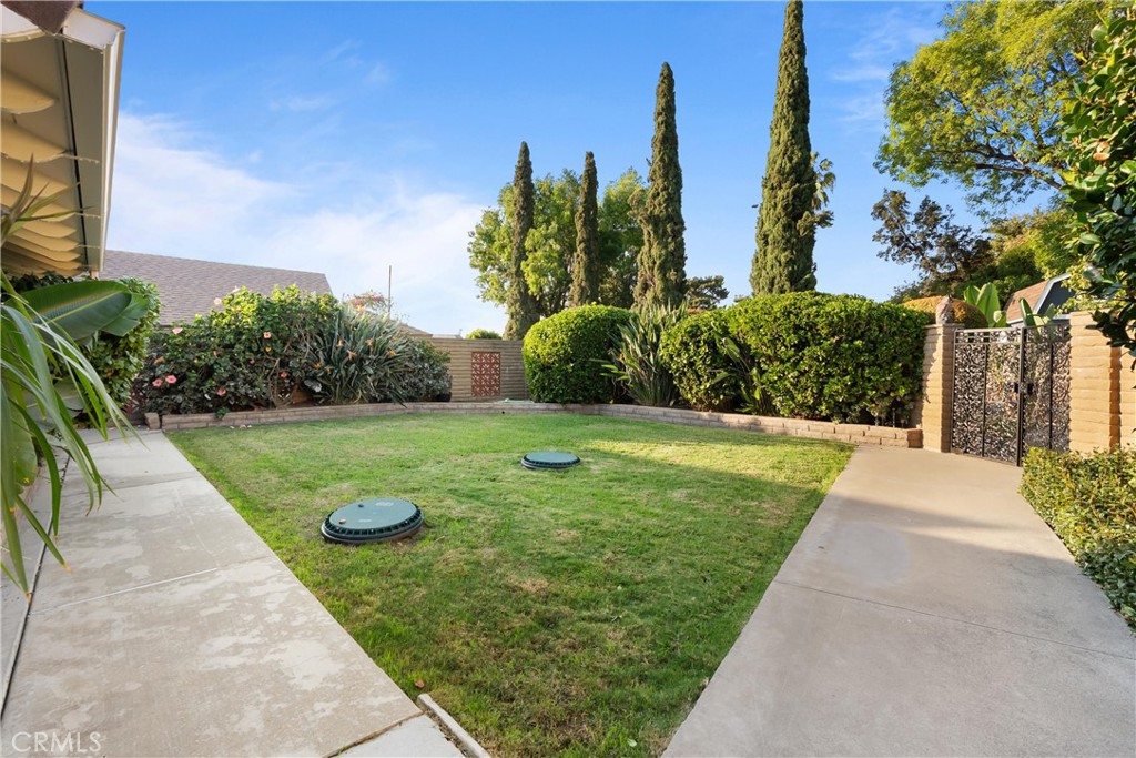 Properties 4 564 E Fellows