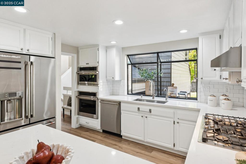 SUMMIT RIDGE - Residential