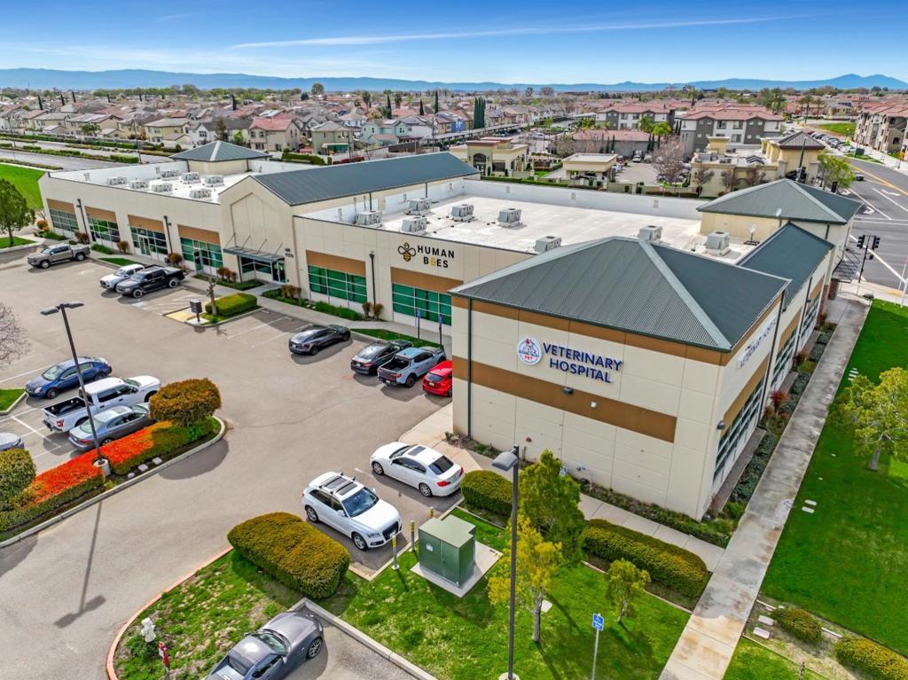 17270 Golden Valley Parkway
