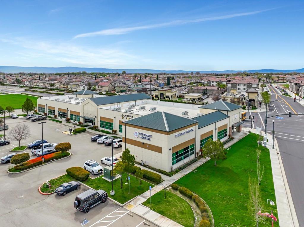 17270 Golden Valley Parkway