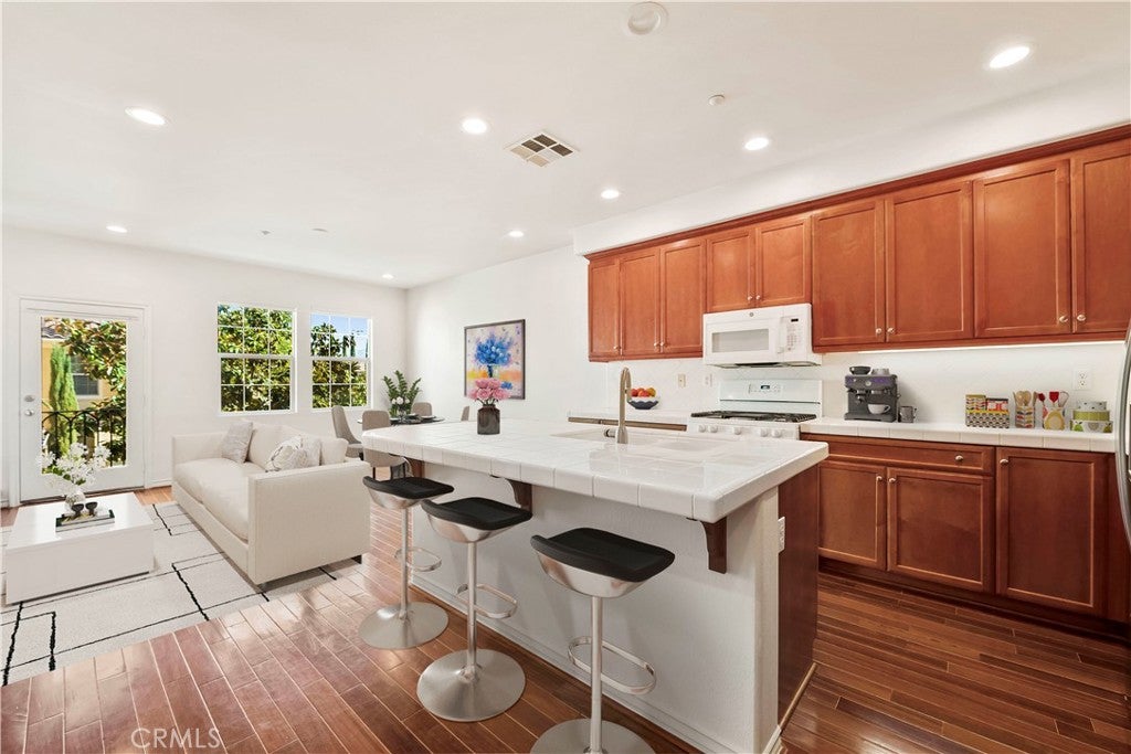 139 Pantheon 41, Irvine CA 92620 - Photo 7