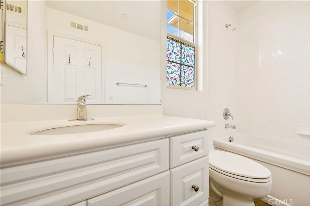 139 Pantheon 41, Irvine CA 92620 - Photo 16