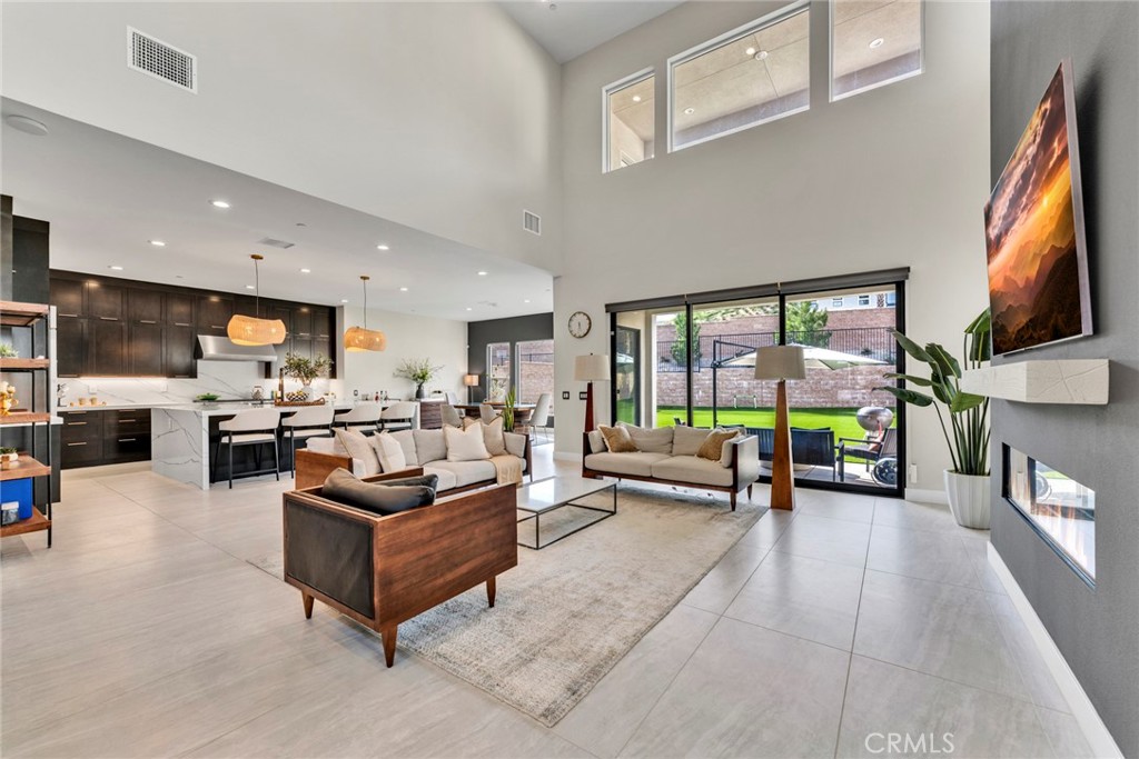 20537 W Overlook Court