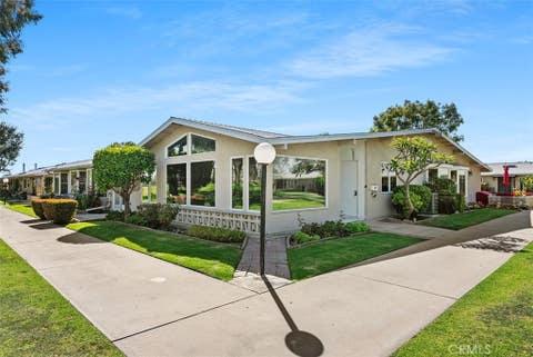 Tiny photo for 1740 Tam O'Shanter Road #1A, Seal Beach, CA 90740 (MLS # PW26120975)
