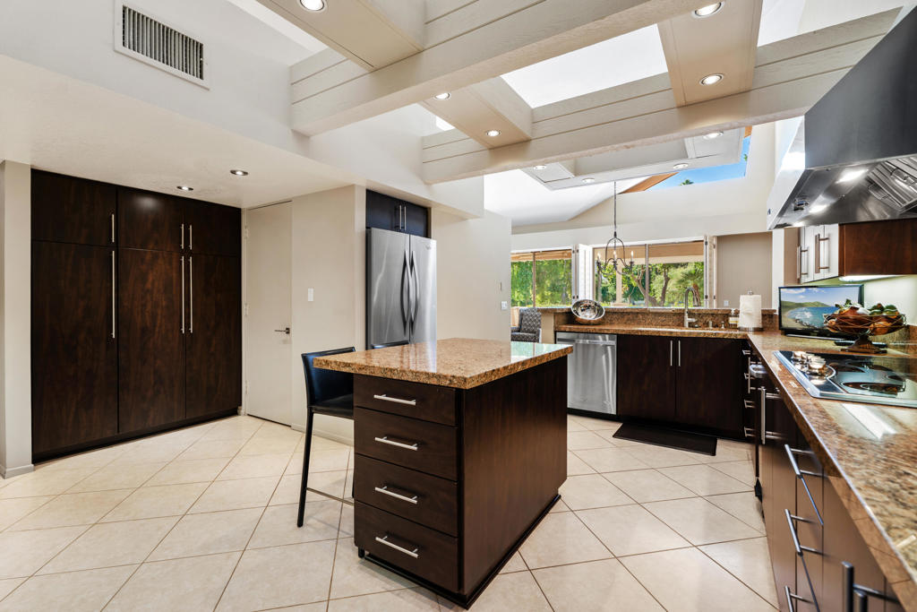 Rancho Mirage C.C. - Residential