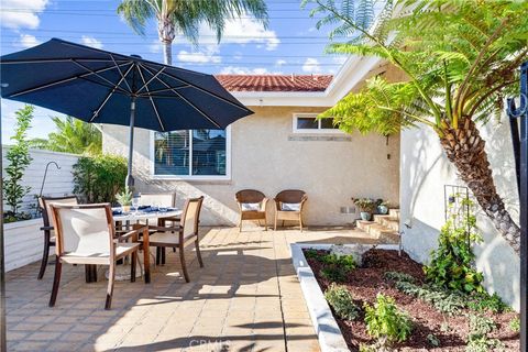 4811 Sharon Drive La Palma CA 90623