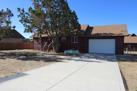 Photo of 45371 5th Street, Big Bear, CA 92314 (MLS # 219141537PS)