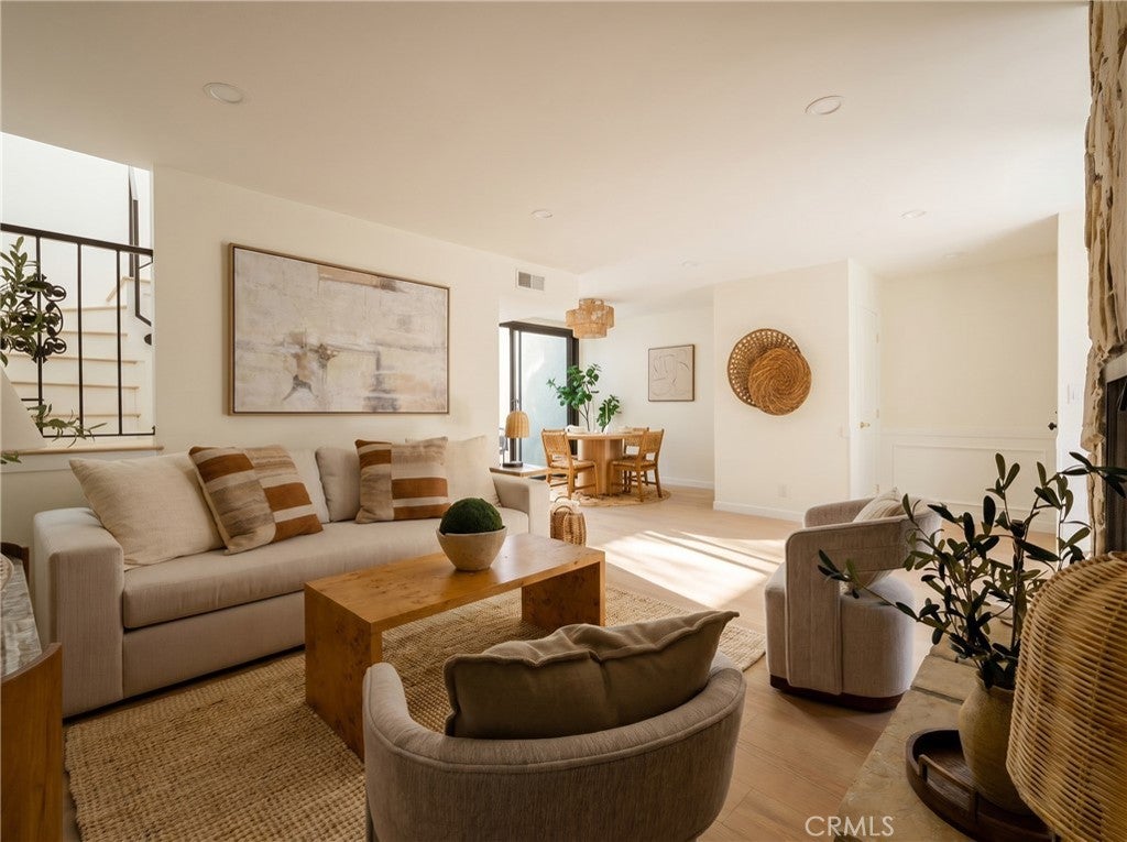 8125 Redlands Street 109
