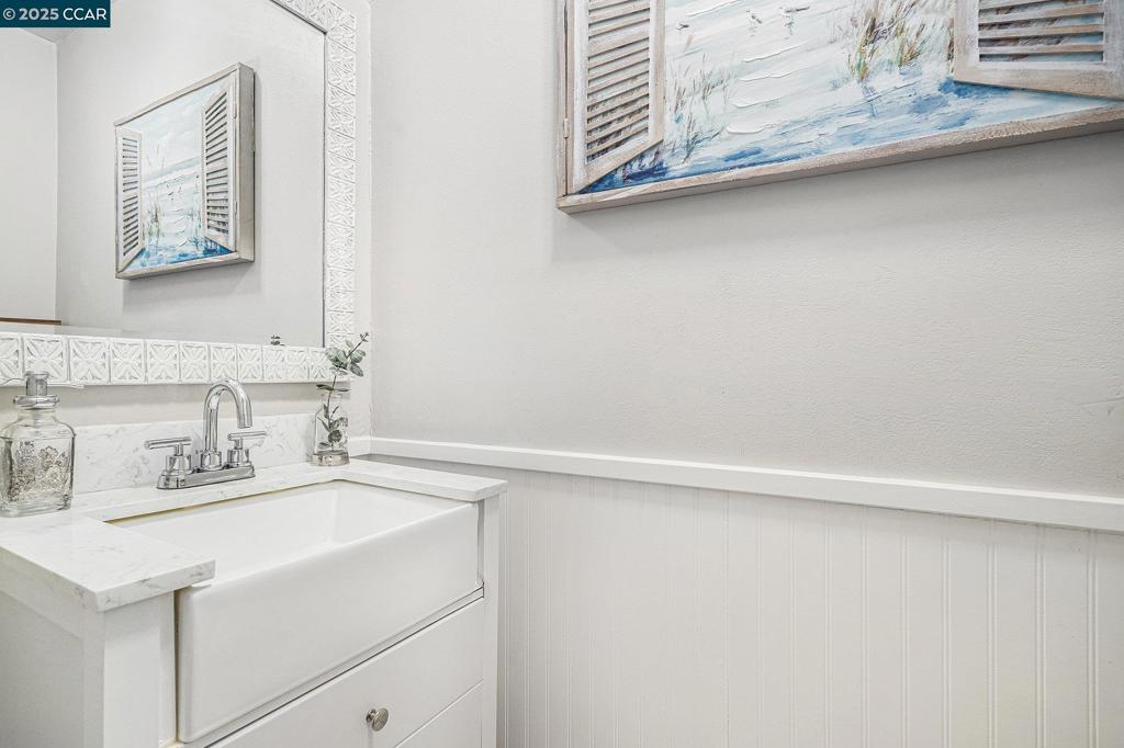 WALNUT FOREST - Residential