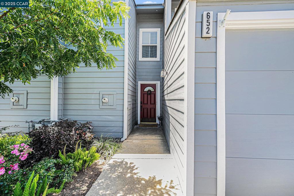 WALNUT FOREST - Residential