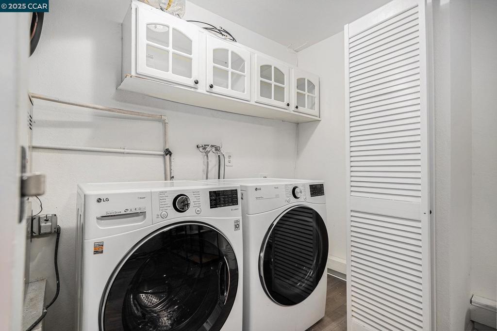 WALNUT FOREST - Residential