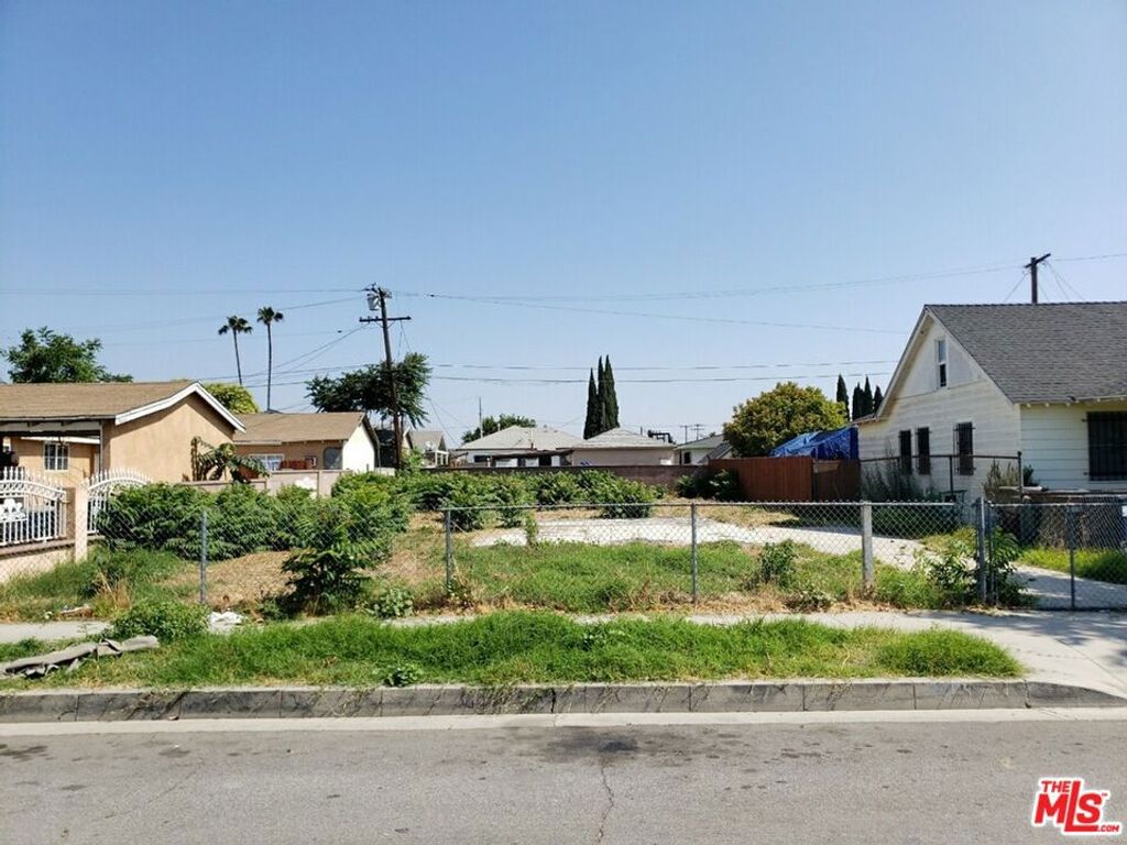 listing image 130729673040369787117