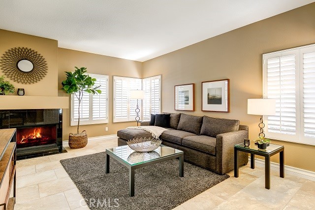 2439 Paseo Circulo