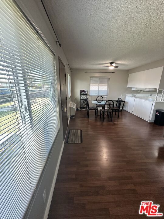 9938 1/2 Cedar Street