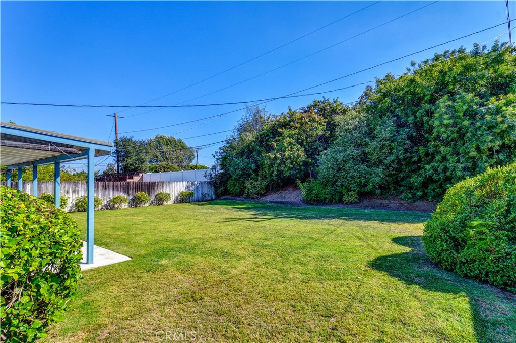 1620 W El Portal Drive