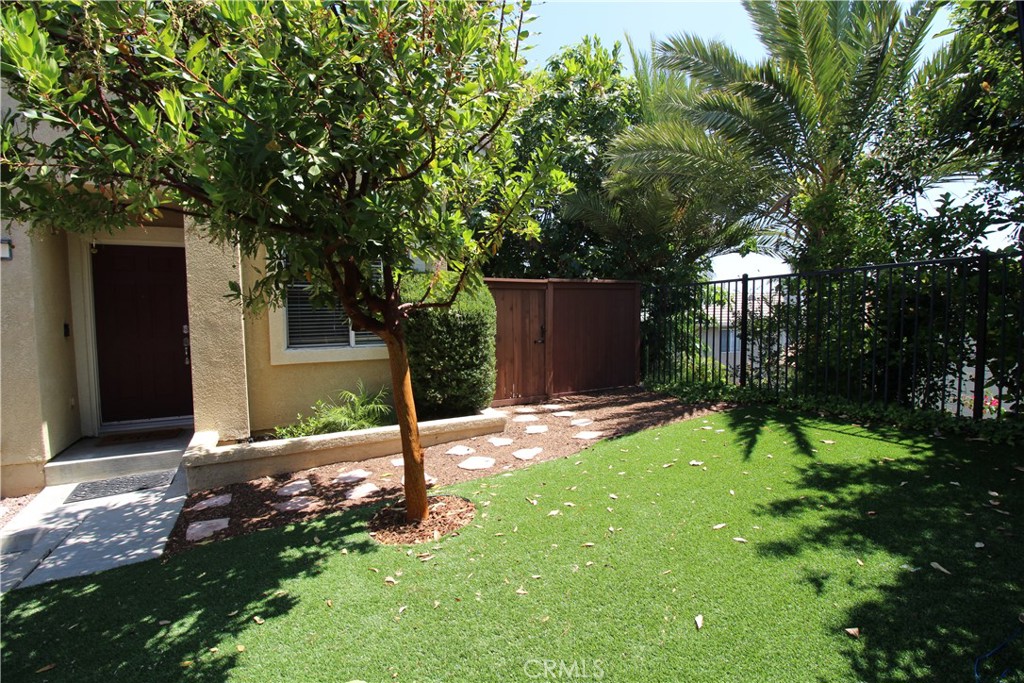 9 Greenwich Court