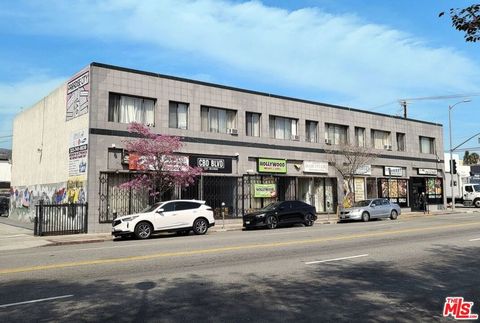 Photo of 5001 Hollywood Boulevard, Los Angeles, CA 90027 (MLS # 24461495)