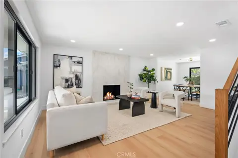 MLS: OC26128943