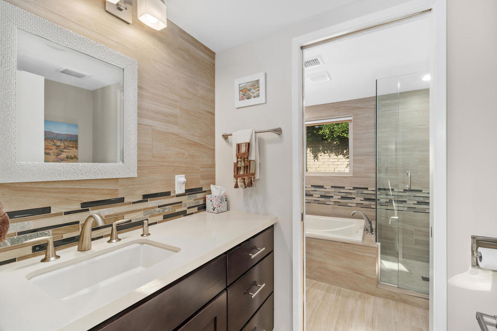 Thunderbird C.C. - Residential