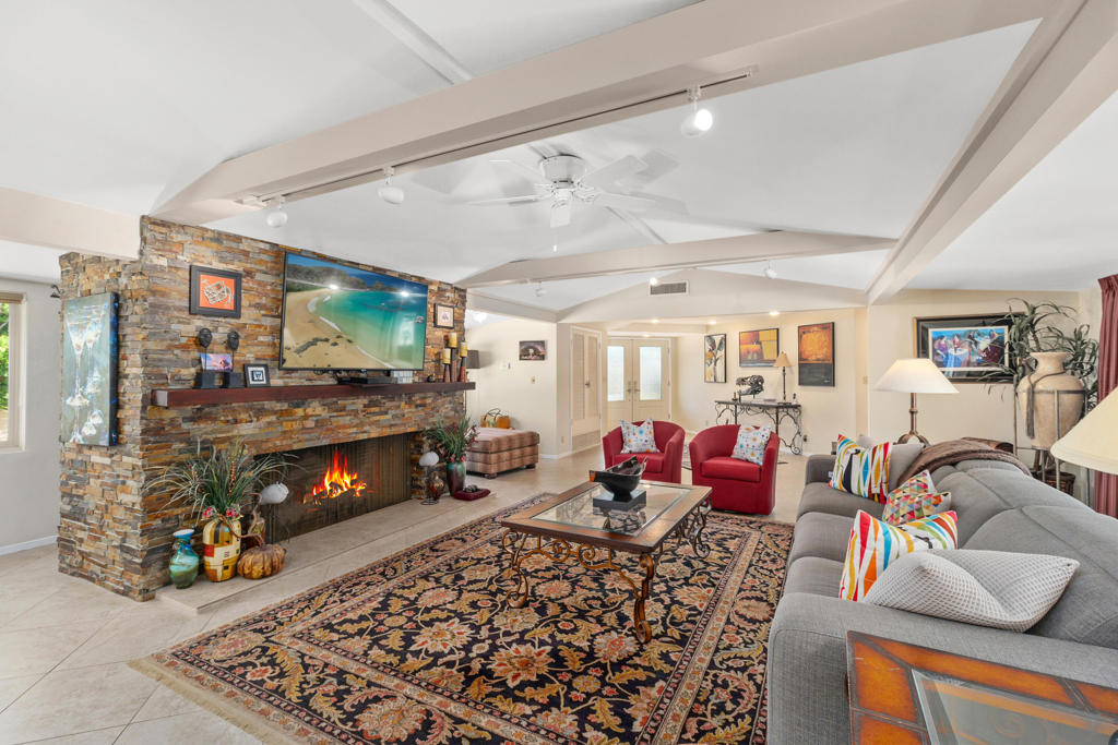 Thunderbird C.C. - Residential