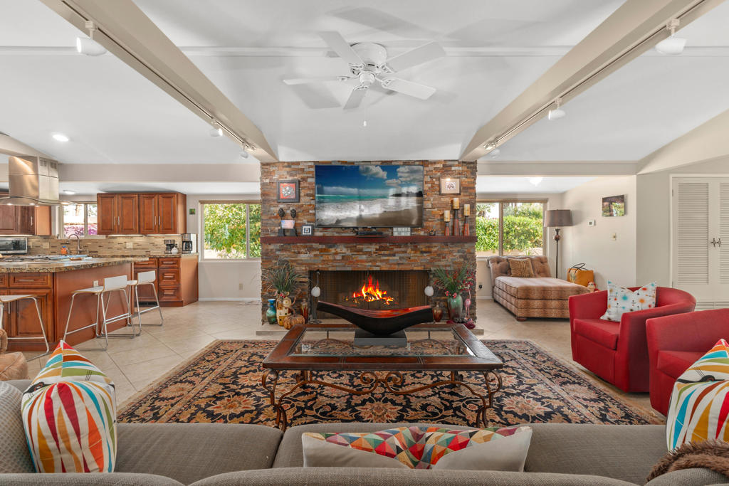 Thunderbird C.C. - Residential