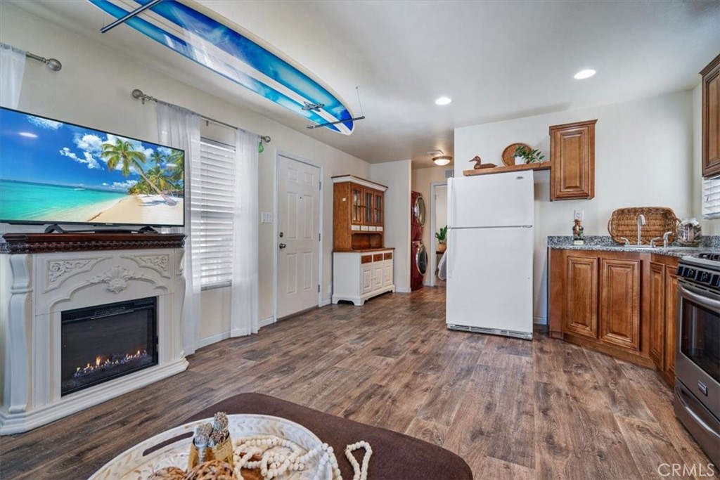 1121 Orcutt Road 10