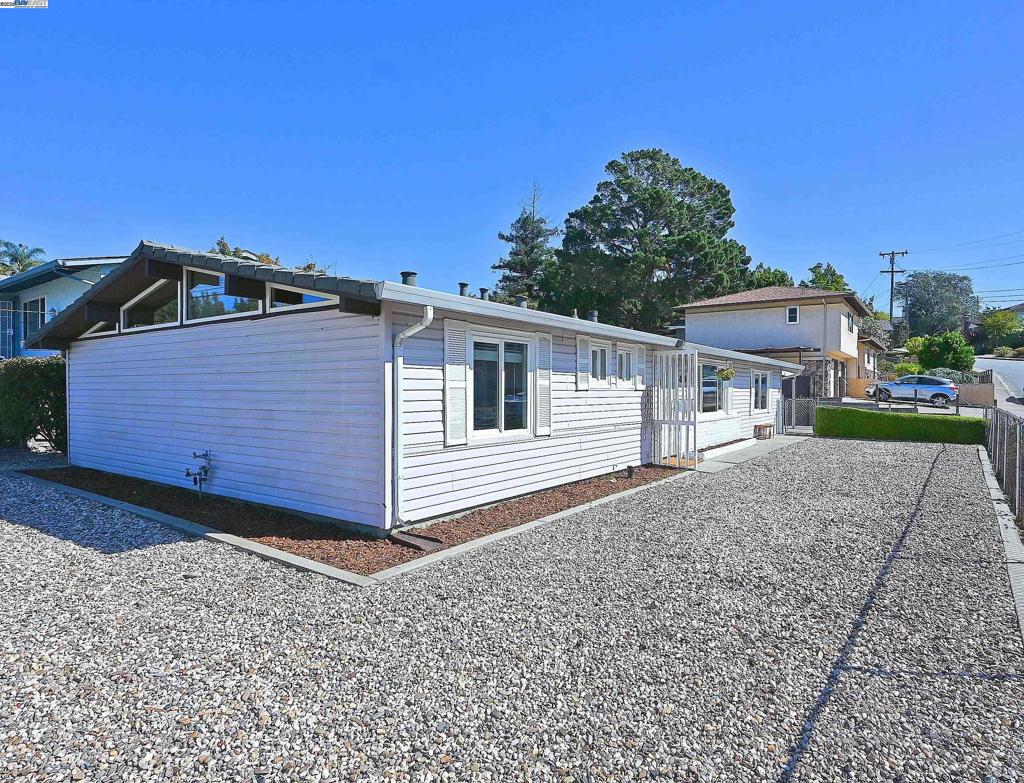 UPPER REDWOOD - Residential