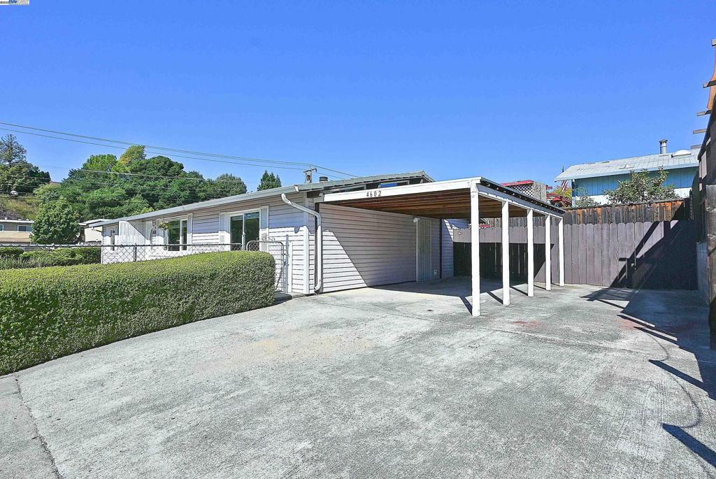 UPPER REDWOOD - Residential