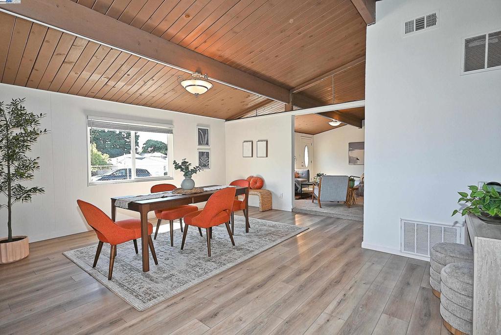 UPPER REDWOOD - Residential