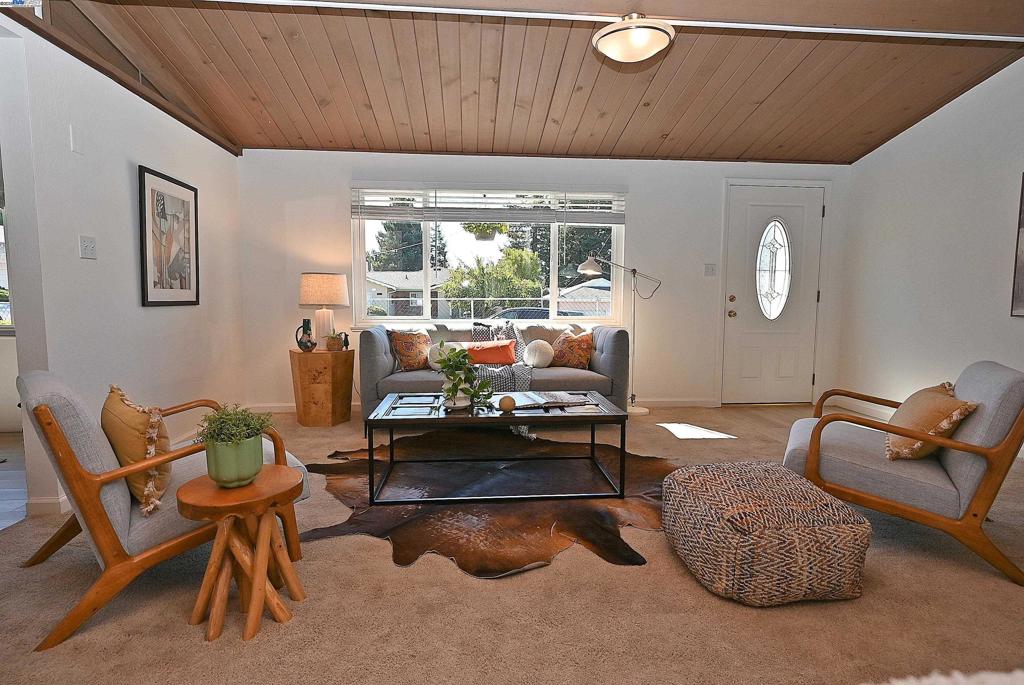 UPPER REDWOOD - Residential