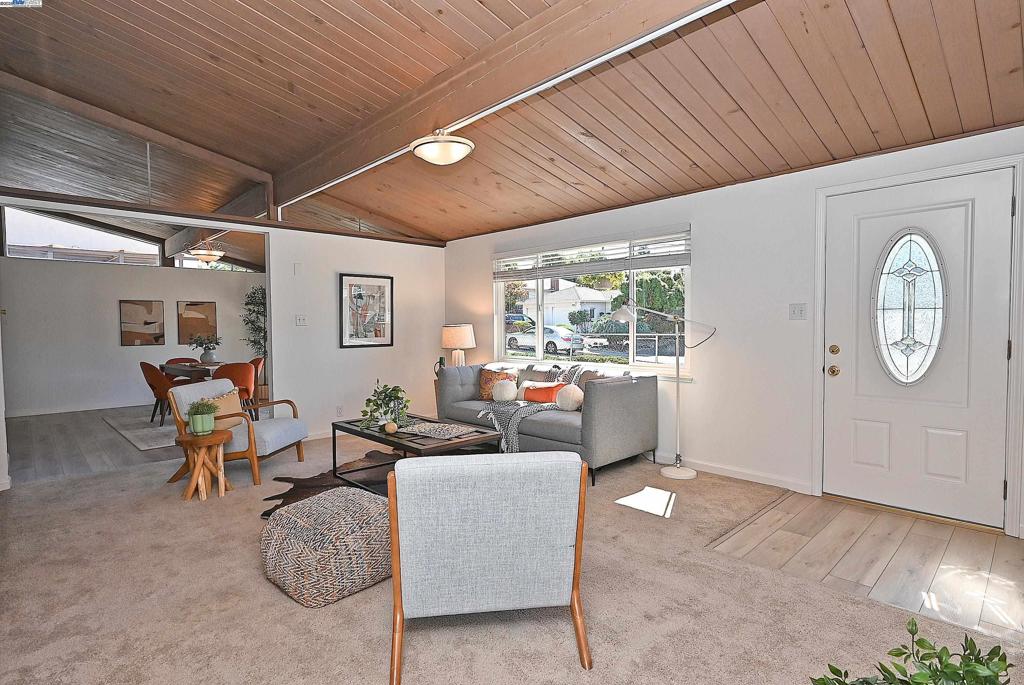 UPPER REDWOOD - Residential