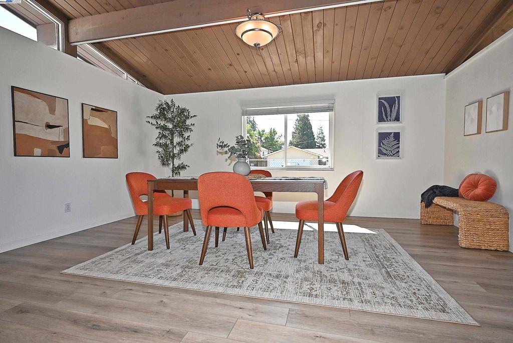 UPPER REDWOOD - Residential