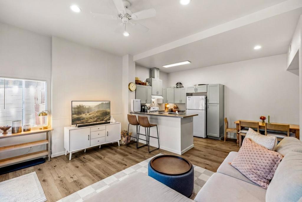 244 Mar Vista Drive