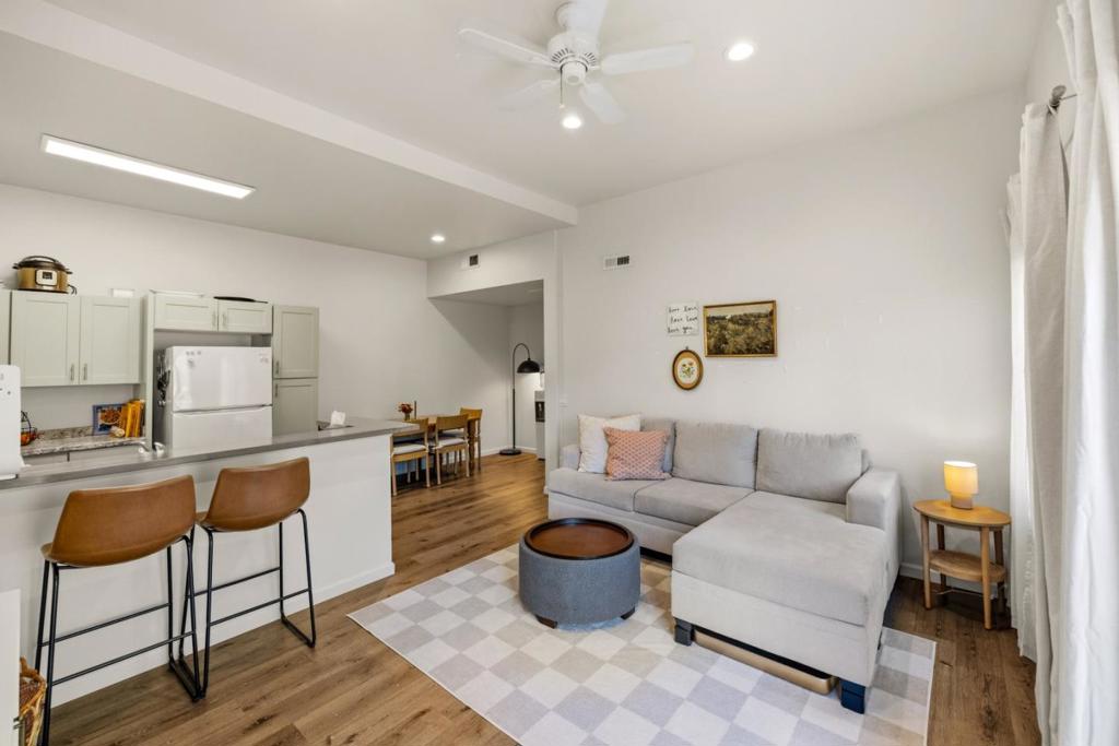 244 Mar Vista Drive