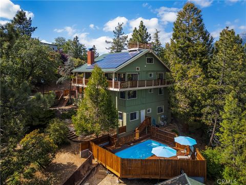 Photo of 26857 Crestview Dr, Idyllwild, CA 92549 (MLS # OC26075007)