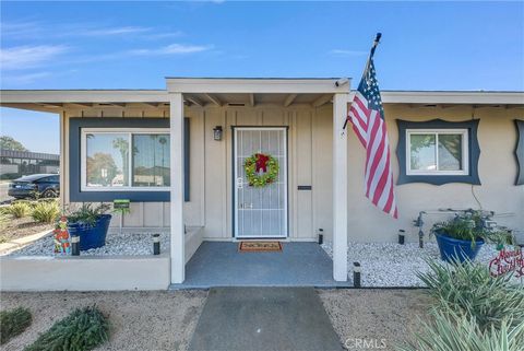 27051 Sun City Menifee CA 92586