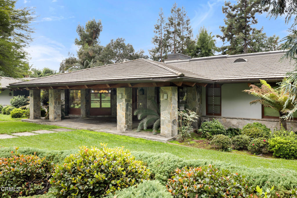 Properties 1 921 Chapea Road