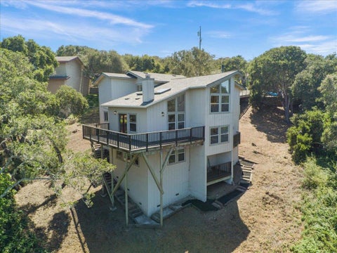 Photo of 29 Los Encinos Drive, Del Rey Oaks, CA 93940 (MLS # ML82051124)