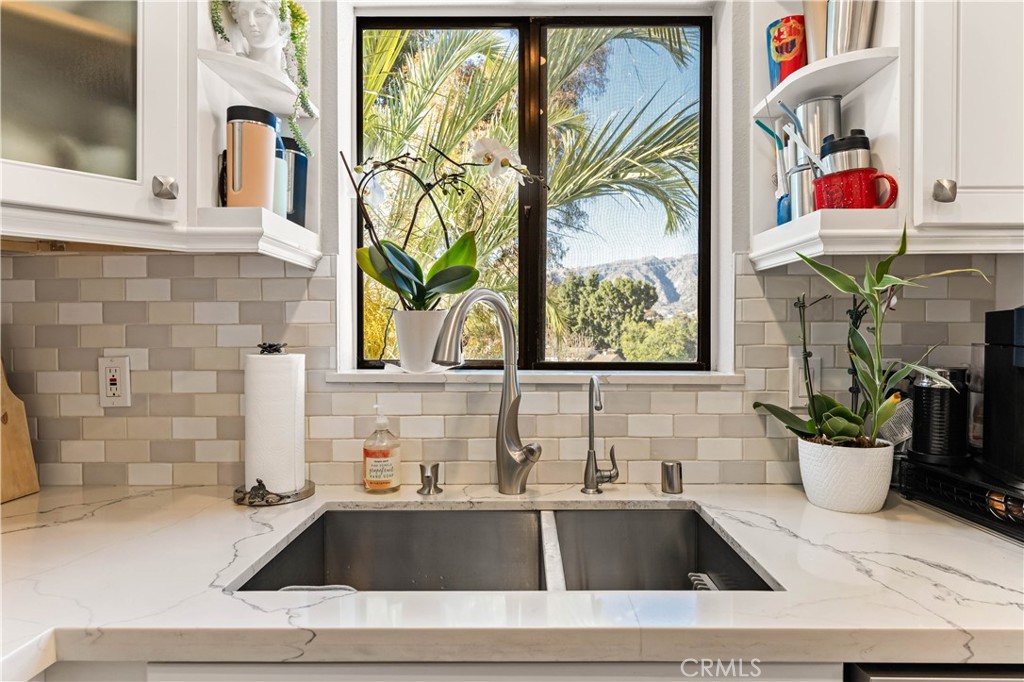 10550 Sunland 7