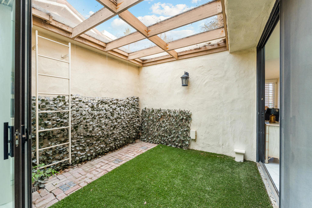 Monterey Country Clu - Residential