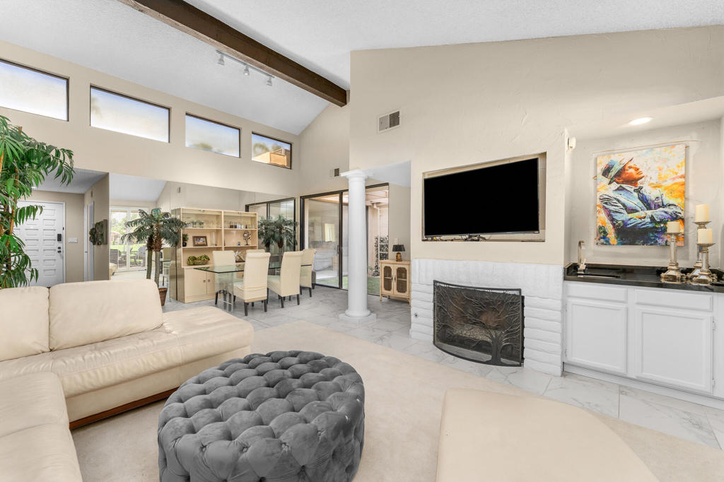 Monterey Country Clu - Residential