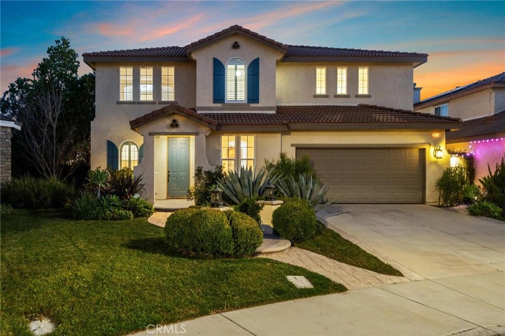 Photo of 29158 Mission Trail Ln, Valencia, CA 91354 (MLS # SR26011281)