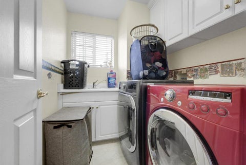 Tiny photo for 825 Rolling Oak Court, Modesto, CA 95351 (MLS # ML82064968)