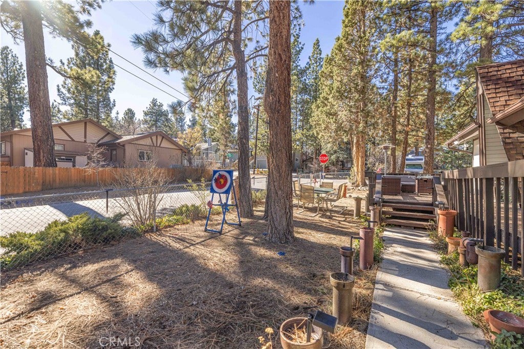 565 Ridgeside