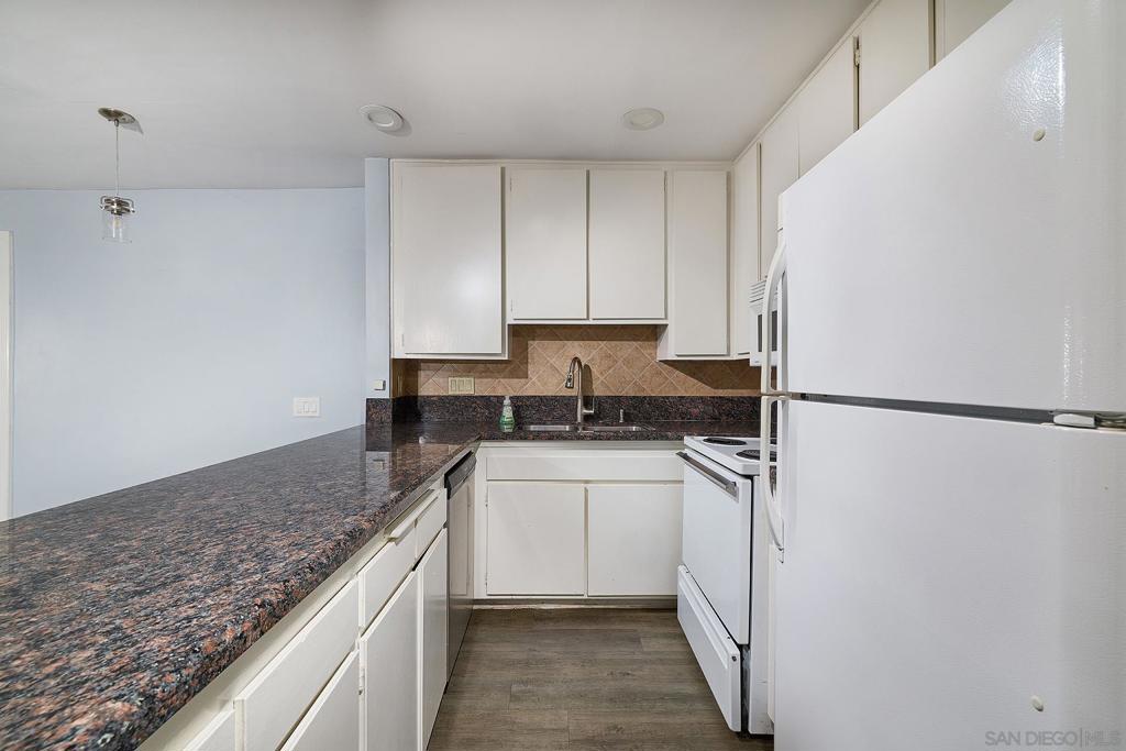 Pacific Beach - Residential