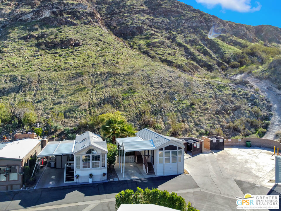 69333 E Palm Canyon Drive 33