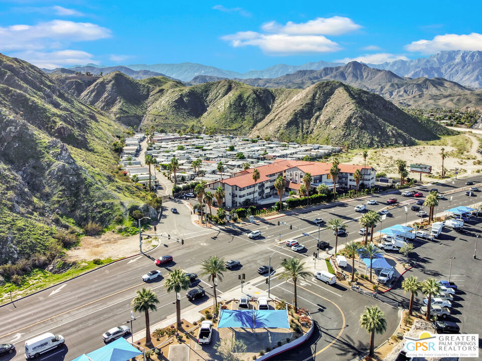 69333 E Palm Canyon Drive 33