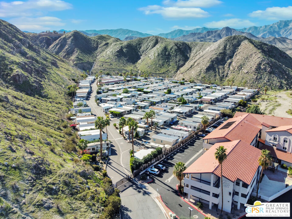 69333 E Palm Canyon Drive 33